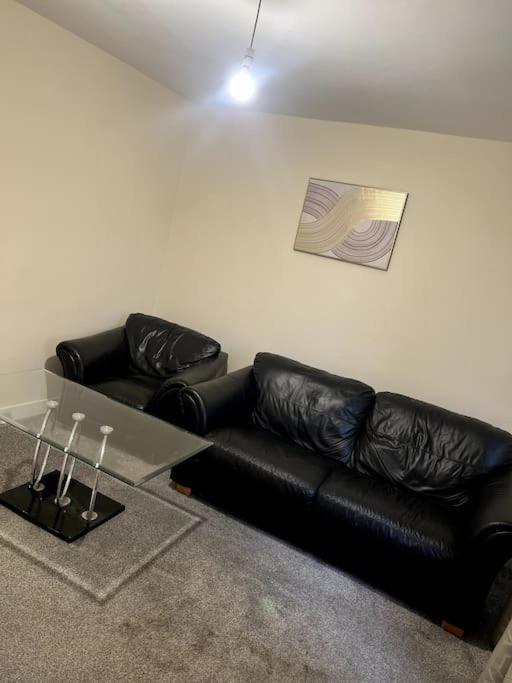 Spacious City Centre Home Near Hospital & M5 Worcester Exterior foto